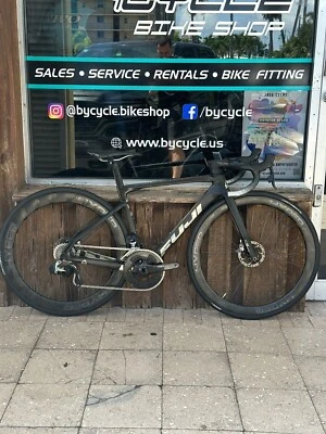 FUJI TRANSONIC ONE.1 - Image 1 of 4