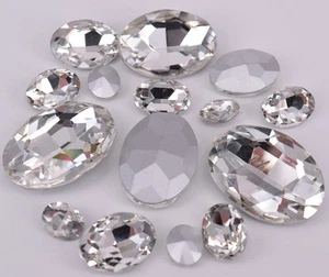 Aplique de cristal ovalado blanco blanco con joyas de estrás de vidrio selección de tamaño - Imagen 1 de 8