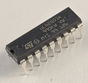 ULN2803A STM NPN Darlington Transistor 50 V 500 mA DIP18 - Picture 1 of 2