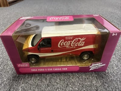 Ford E-250 2004 camioneta de carga Coca-Cola vintage Johnny Lightning escala 1:24 Foto 1 de 4