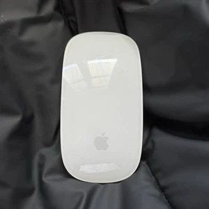 Apple Magic Mouse 2 A1657 Wireless Bluetooth, Rechargeable - White (MLA02LZ/A) - Picture 1 of 3