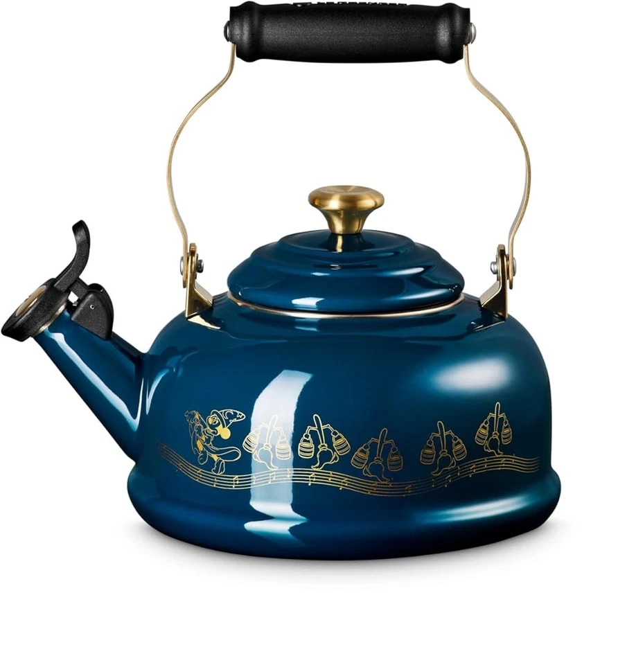 Le Creuset Fantasia Kettle Classic Nuit Disney Mickey Mouse 21 x 26 x 25cm - Image 1 of 2