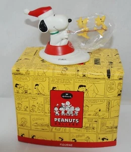 Hallmark Gallery Peanuts Jolly Holidays Snoopy Woodstock Christmas Figurine NIB - Picture 1 of 4