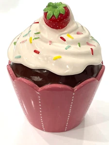Pier 1 Imports Strawberry Cupcake Cookie Jar Novelty - Picture 1 of 13