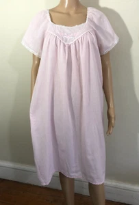 vtg Carriage Court Pink Polka Nightgown Sz L Lace Trim Relaxed Fit Flutter Slv - Picture 1 of 14