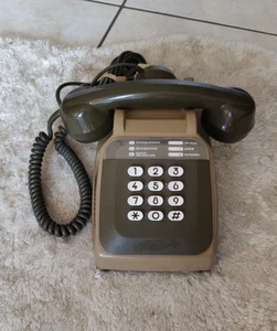 Téléphone d'époque PTT Phone / Telic Alcatel Socotel S63 / 1985 / Marron & Kaki - Photo 1/6