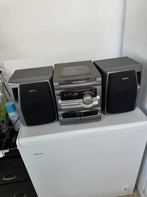 Aiwa CX-NA22 Stereo System Super T-Bass – Working w/ Minor Issues, READ - Image 1 of 4