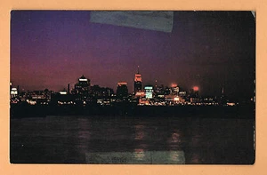 TORONTO skyline ON Canada Ontario Unused Postcard PC - Picture 1 of 2