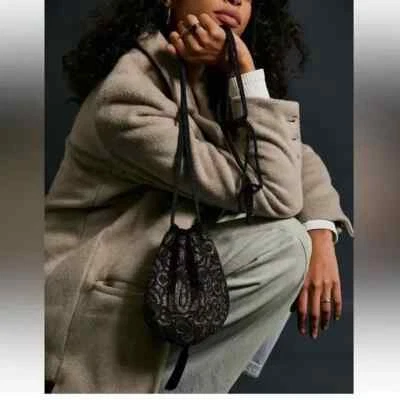 Free People   Black Gold Beaded Evening Dinner Bag Purse — 第 1/4 张图片