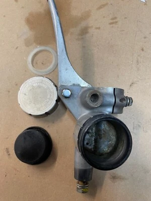Kawasaki H1 H2 Z1 500 750 Triple 1972-1975 Original Front Brake Master Cylinder  - Image 1 of 4