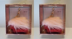Paquete de 2 - Llavero LC Lauren Conrad Dos Tonos Pom Pom (Borgoña y Rosa) - Imagen 1 de 5