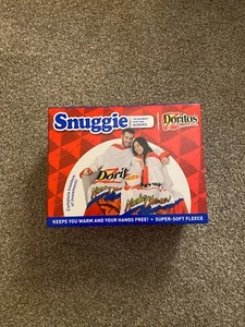 Snuggie DORITOS NACHO CHEESE Wearable Soft Fleece Blanket w/ Sleeves NEW - Picture 1 of 3