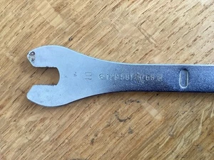 GENUINE MERCEDES R129 EMERGENCY ROOF OPENING TOOL ROOF SPANNER A1295810066 RARE - Picture 1 of 4