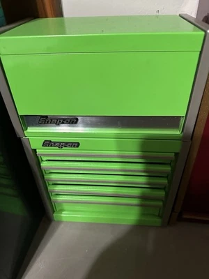 Snap-On Green Miniature Upper Top + Bottom Tool Box Cabinet Mini LOGO - Image 1 of 3