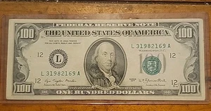 Old Small Head Series 1977 $100 Bill L31982169A - Picture 1 of 6