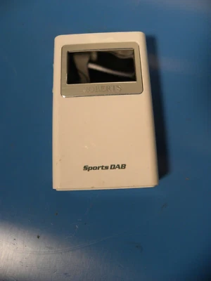 ROBERTS Portable Lightweight Stereo DAB DAB+ FM Radio White - Sports DAB5 #6-0 - Image 1 of 4