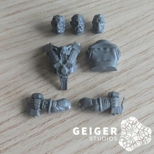 Warhammer 40K Leagues of Votann Bits | Sagitaur | Vehicle Driver Torso w/ Heads - Picture 1 of 1