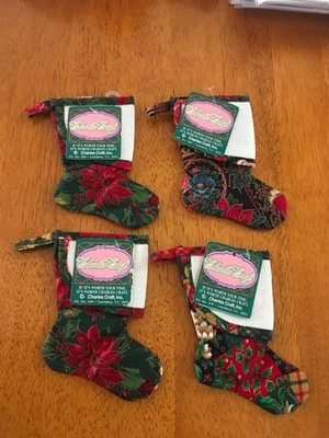 Lote de 4 Mini Medias de Navidad Charles Craft para Punto de Cruz - Nuevas con Etiquetas Foto 1 de 4