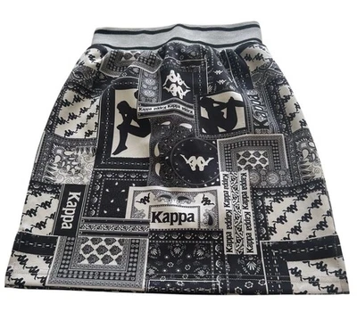 $100 NUEVO CON ETIQUETAS M Kappa Auténtico Mini Lápiz Bodycon Falda Negro Tejido a Humo Bandana Foto 1 de 2