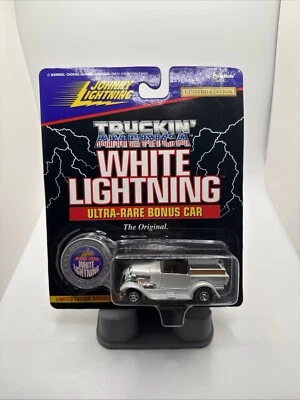 Johnny Lightning Truckin’ America White Lightning 1929 Ford Model A Truck #454 - Image 1 of 4