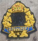 New -Canadian Rnwmp Cap Badge Gold Bullion  Without Bison Head .Shipping Incl.