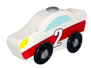 Melissa & Doug Cargador de Coche Magnético Madera Repuesto Blanco Coche de Carreras #2 - Imagen 1 de 3