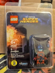 LEGO SDCC 2016 Comic Con Exclusive Atom Minifigure DC Super Heroes New - Picture 1 of 3