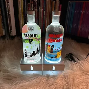 SUPPORTO LIQUORE A DOPPIA LUCE PIEDISTALLO ASSOLUTO VODKA - Foto 1 di 8