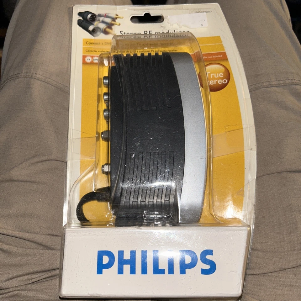 PHILLIPS SWS2103W/17 RF Moduator Video Converter S Video DVR Xbox PS2 Wii CABLE - Image 1 of 3