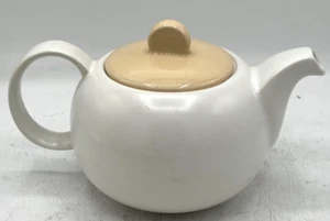 New DANSK STUDIO Arvada Sand CERAMIC TEAPOT with LID Studio by Levien - Picture 1 of 7