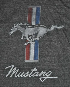 t-shirt klein ford mustang auto automobile 17,5 inches pit to pit - Bild 1 von 3
