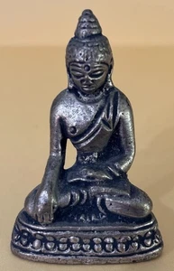 Estatua de colección de Buda de peltre pequeña de 2" mudra tocando la tierra India - Imagen 1 de 6