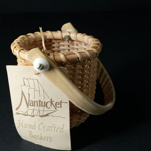 Nantucket Basket Wood Swing Handle Plant Cactus Holder Trinket Pot ORIGINAL TAG Cover