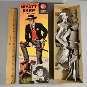 ORIGINAL PYRO TV'S WYATT EARP HUGH O’BRIAN MODEL #278-98 & BOX COMPLETE UNBUILT - Picture 1 of 7