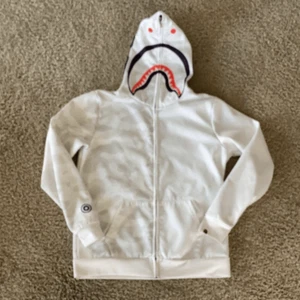 WGM Shark Hoodie Full Zip White Camo Sz Large - Picture 1 of 10