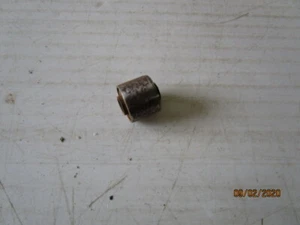 1 SILENT BLOCK RENAULT PEUGEOT CITROEN SIMCA DELAGE HOTCHKISS 8X20X20X16 - Bild 1 von 2
