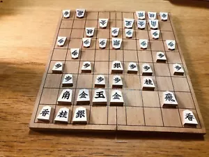 shogi set(Japanese chess set) : one character on each piece - Picture 1 of 6