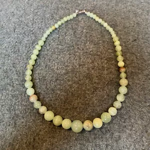 Dark Green Necklace Jade Malachite? Gemstone Natural Bead Vintage Graduated 18” - Picture 1 of 6