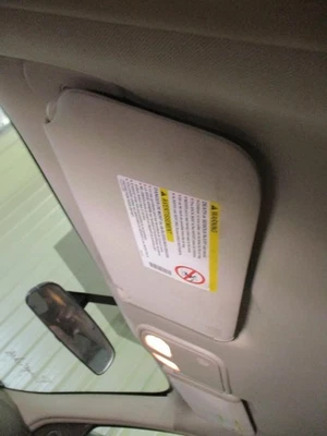 Chevrolet Malibu 2006 L Sun Visor 25971272 5435 Foto 1 de 4