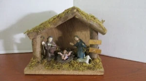 5" x 6" Table Top WOOD NATIVITY SCENE w/ Joseph Mary Jesus & Creche - Bild 1 von 6