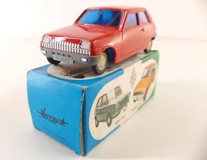 VerCor Spain No. 432 Renault R5 Friction Engine 14 cm Plastic in Box - Picture 1 of 9