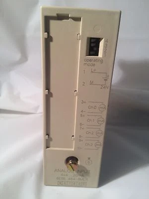 SIEMENS S5 6ES5 464-8ME11, 6ES5464-8ME11  Analog Input Module - Image 1 of 2
