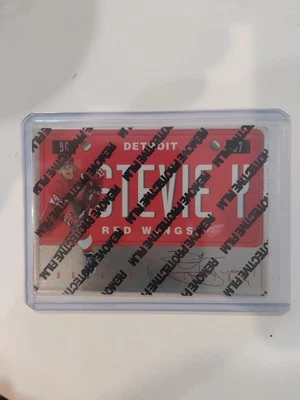 1996-97 Leaf Preferred Vanity Plates Steve Yzerman #4 HOF - Image 1 of 2