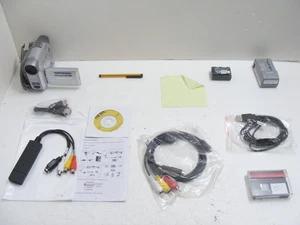 Sony DCR-HC32 Mini DV Camcorder Nightshot USB Streaming + Transfer Kit - Picture 1 of 5