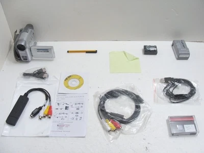 Sony DCR-HC32 Mini DV Camcorder Nightshot USB Streaming + Transfer Kit - Image 1 of 4