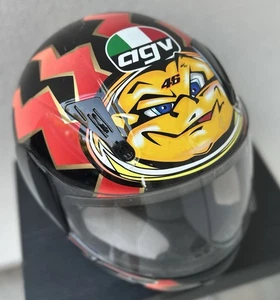 AGV Valentino Rossi - Picture 1 of 20