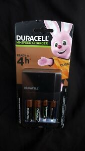 Duracell 4 Hour Hi-Speed Charger CEF14 inc 2 AA & 2 AAA Batteries