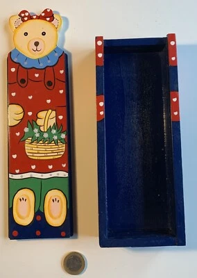 Wunderschöne Stiftebox aus Holz für Kinder mit Bärin - Bär #64 - Bild 1 von 4