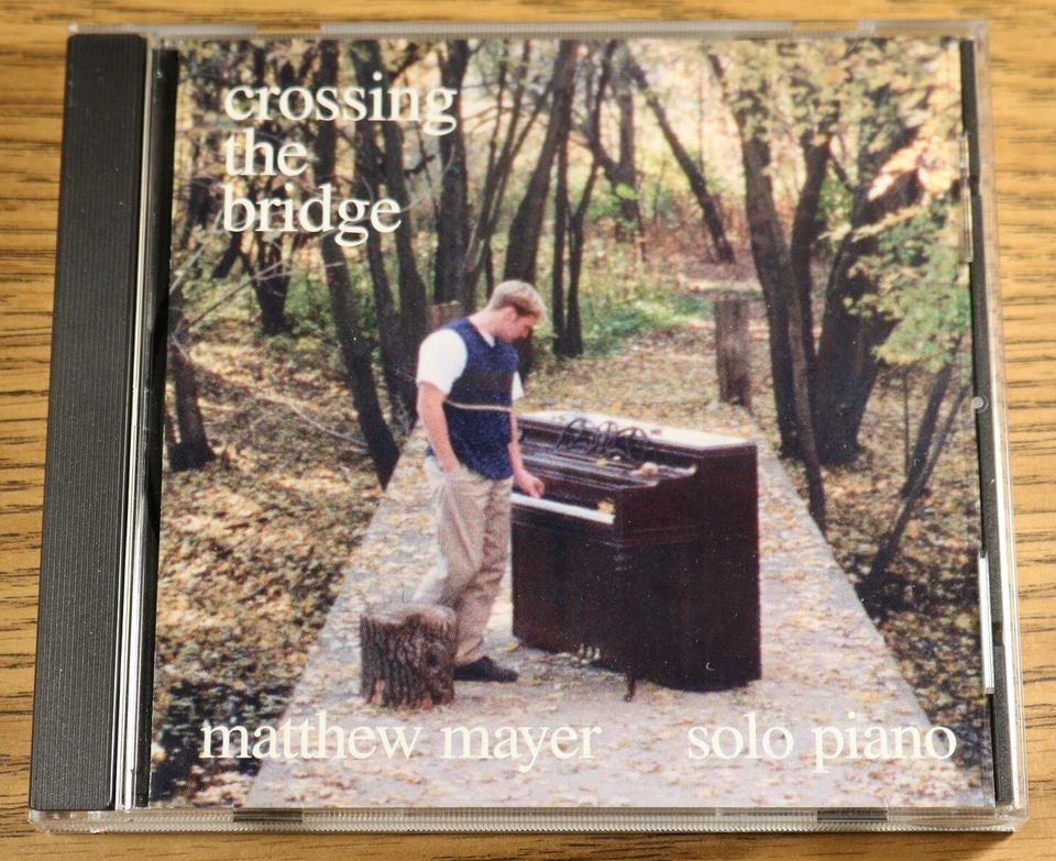 Used CDs - MATTHEW MAYER solo piano Crossing the Bridge 1999  Foto 1 de 1