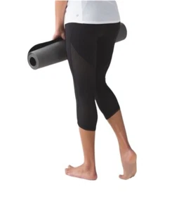 Lululemon Deep Breath 21” Crop Leggings Black Gym Yoga Workout Mesh Size 4 - Picture 1 of 11